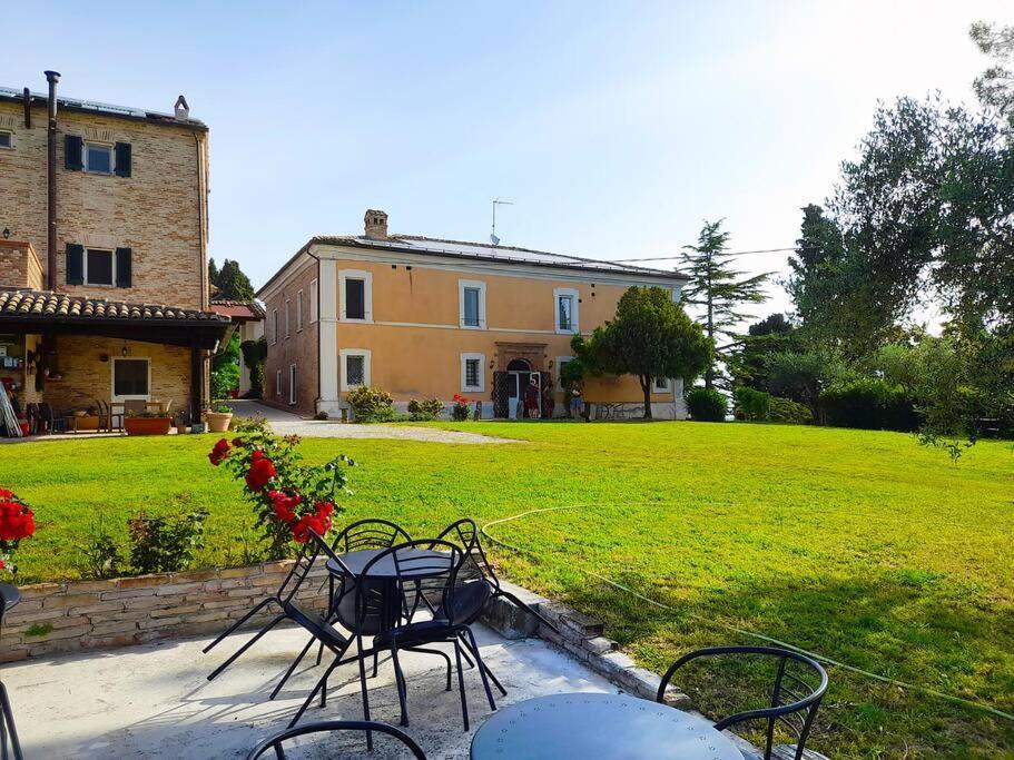 Villa Ginevri, La Casa Vacanze Immersa Nel Verde Mondavio Exterior foto