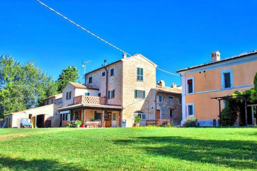 Villa Ginevri, La Casa Vacanze Immersa Nel Verde Mondavio Exterior foto